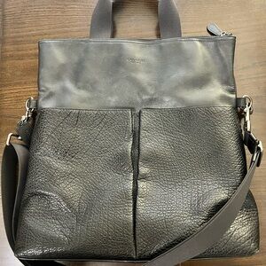 Stunning COACH foldover tote crossbody whipstitch